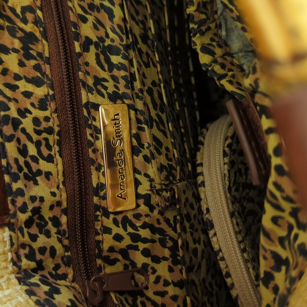 Purses - Picture 14 of 16